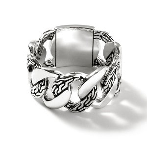 John Hardy’s chain-link inspired ring design stands out from the crowd