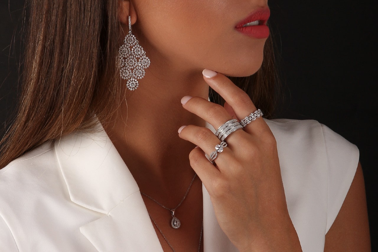 a lady wearing platinum jewelry